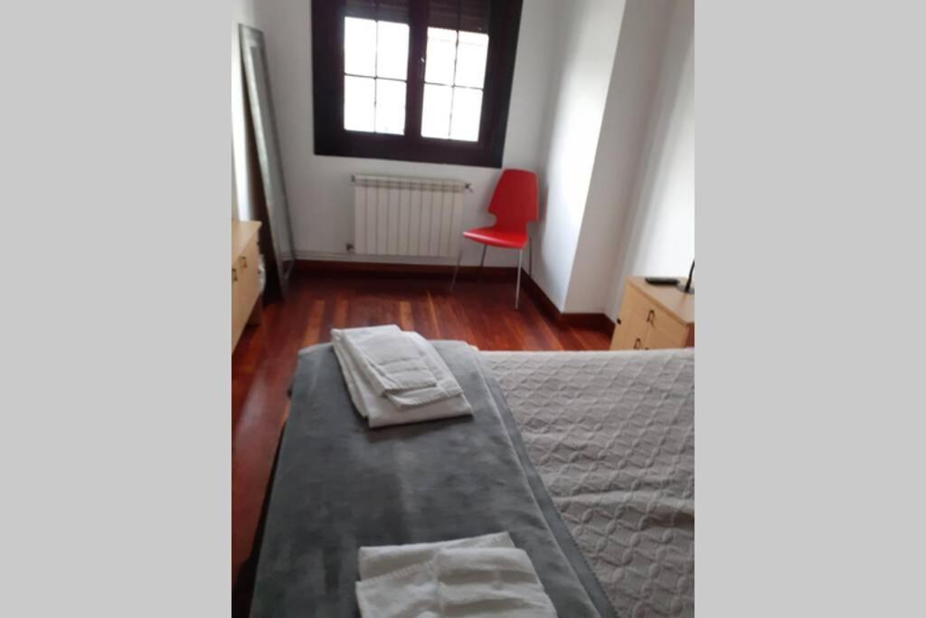 Апартаменти Apartamento Con Garaje Сантьяго-де-Компостела Екстер'єр фото