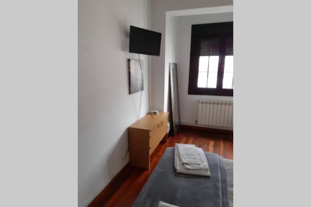 Апартаменти Apartamento Con Garaje Сантьяго-де-Компостела Екстер'єр фото